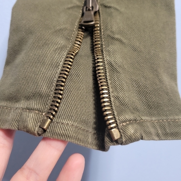 Iceberg Women's Low-rise Ankle Zip Biker Jeans 26 in Green - Picture 5 of 15